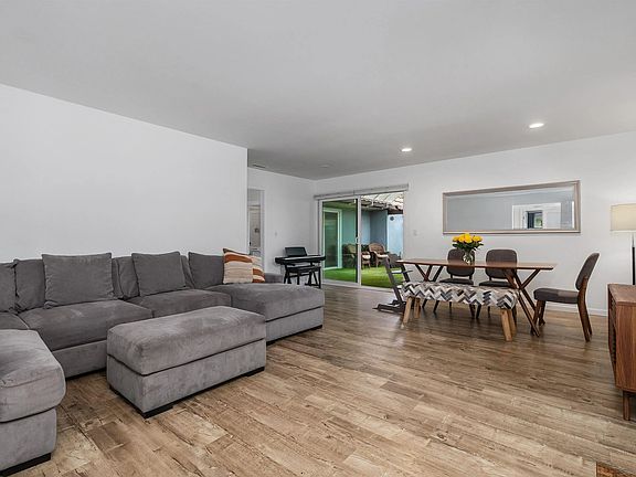 5th image of 4220 Collwood Ln