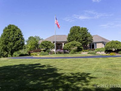 3775 Peach Ridge Ave NW, Grand Rapids, MI, 49544