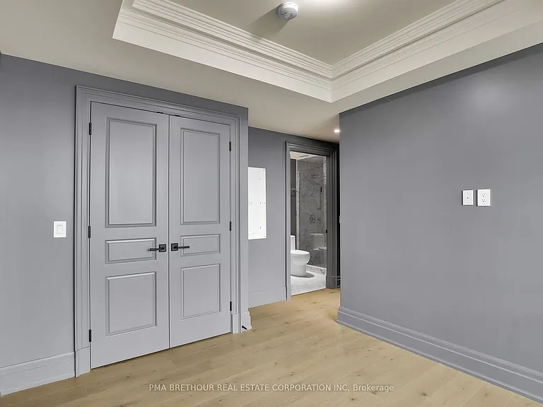 1451 Wellington St W #806 — Photo 33