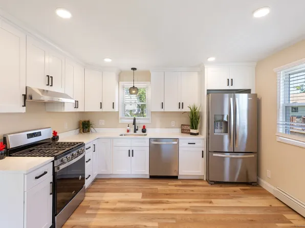 48 Wynola Avenue, New Britain, CT 06051