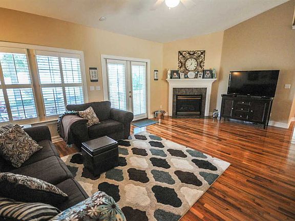5th image of 1222 Stony Creek Way