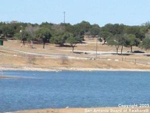 1st image of 1095 Kings Cove Dr