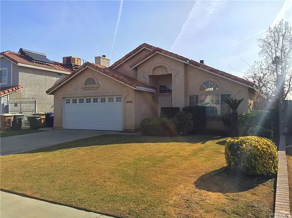 2005 Kelso Peak Ave, Bakersfield, CA 93304
