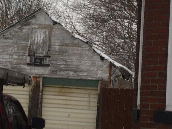 back of house, garagegarage