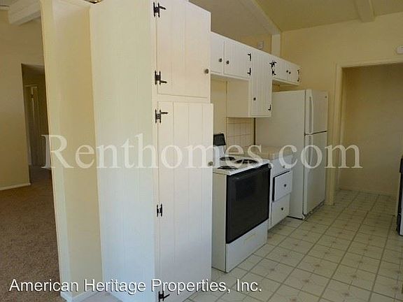 5th image of 7063 Galewood St