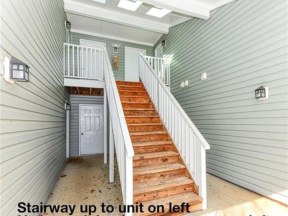 3rd image of 4212D Edith Ln