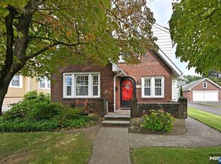 5-29 3rd St, Fair Lawn, NJ 07410