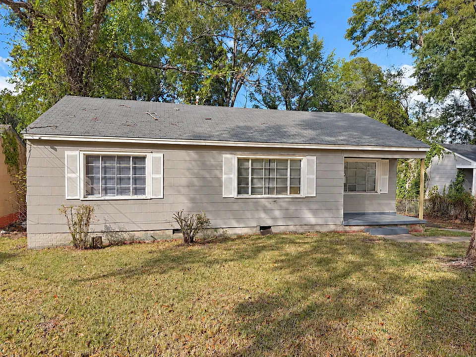 782 Launcelot Rd