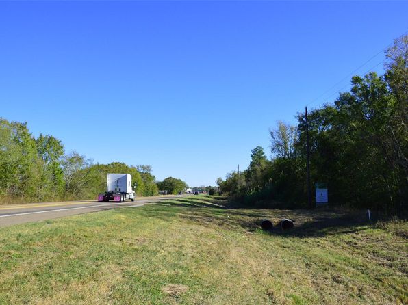 1 State Highway 105 E, Navasota, TX 77868