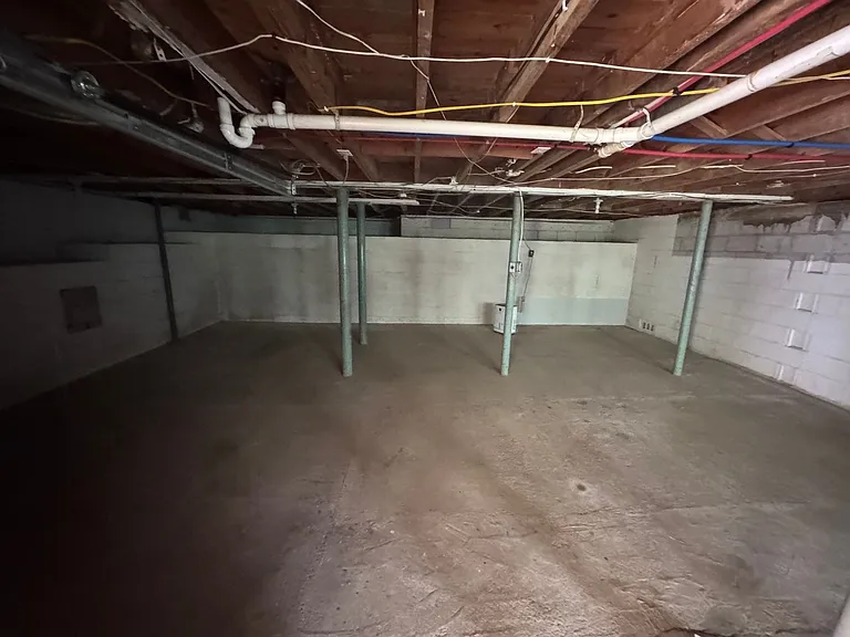 3351 Mimosa Dr — Photo 11