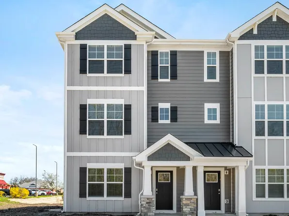 579 Yosemite Way, Mundelein, IL 60060