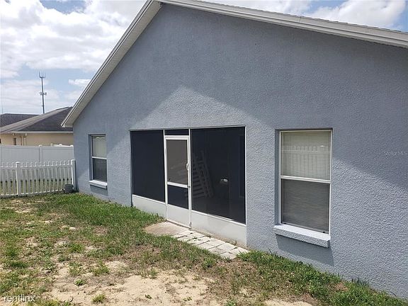 4th image of 6909 Heatherbrook Dr