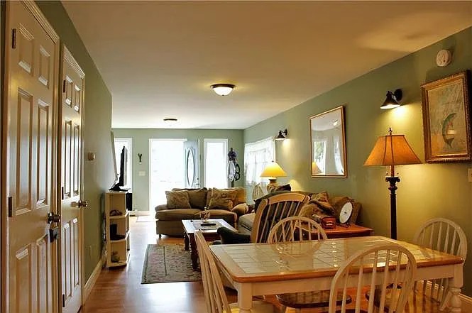 103 Ocean Ave — Photo 4