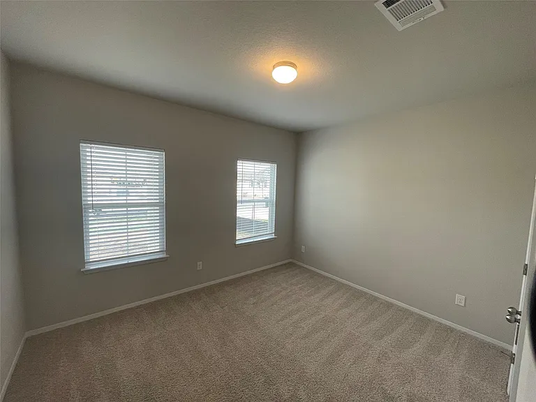 2801 Winding Creek Rd — Photo 17