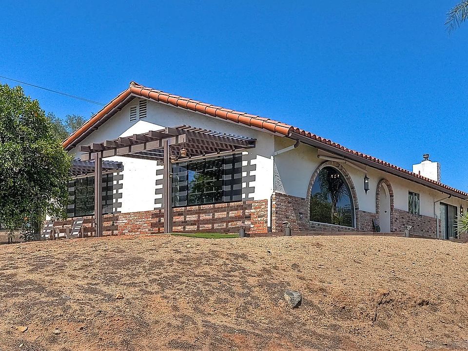 1st image of 29573 Miller Rd