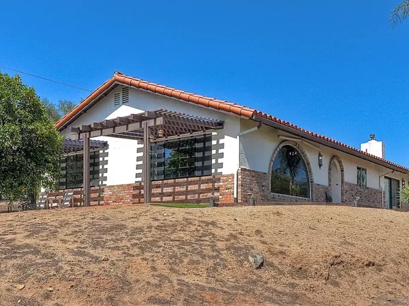 29573 Miller Rd, Valley Center, CA 92082