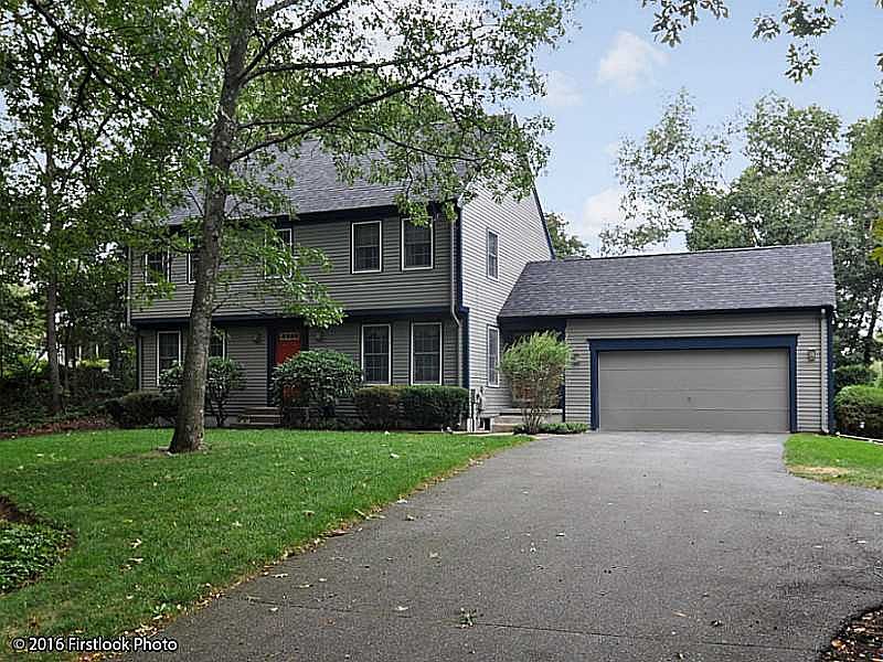 1st image of 20 Barberry Hill Rd