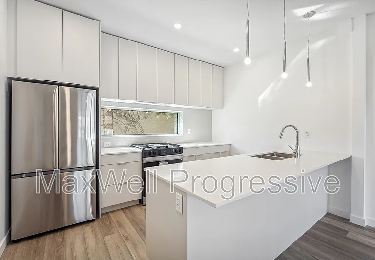 65th Ave NW #9121 — Photo 4