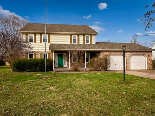 818 Cottonwood Ln, Carterville, IL 62918