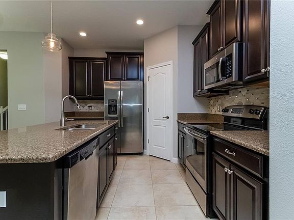 5th image of 15223 Evergreen Oak Loop