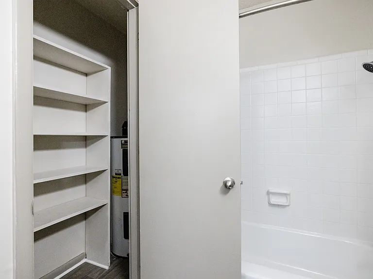 Selwyn Flats — Photo 61