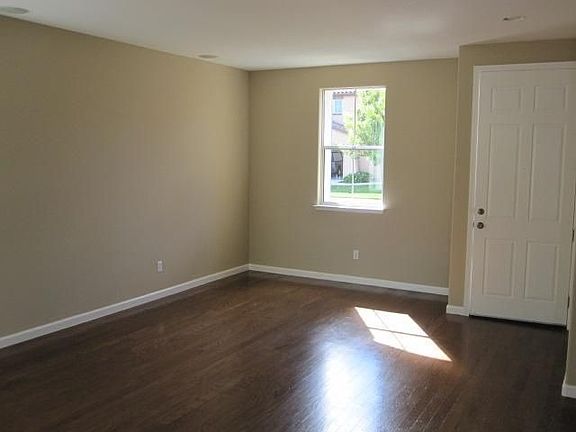 3rd image of 2281 Cabana Ln
