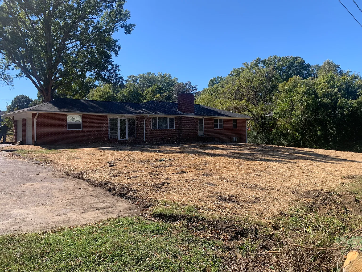 3 bed, 1.5 bath, 1682 sqft, $1,400 — Photo 1