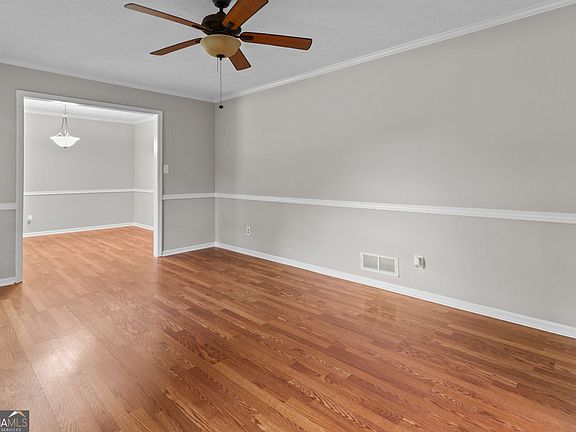 5th image of 5087 Timber Ridge Ct