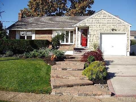 1st image of 2966 Derby Dr W