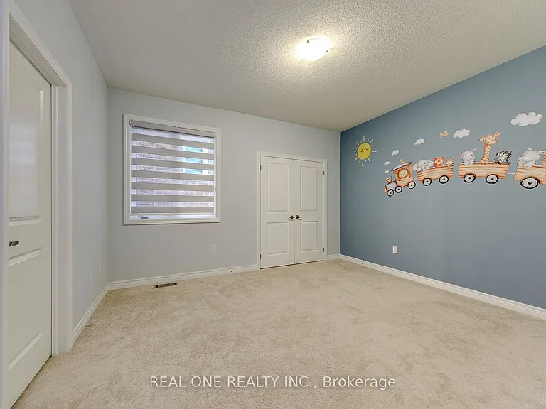 140 Zachary Cres — Photo 40