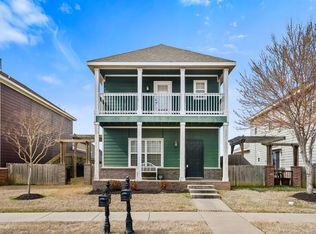 555 N Longfellow Ln, Fayetteville, AR 72704