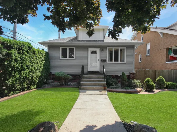1915 Superior Ave, Whiting, IN 46394