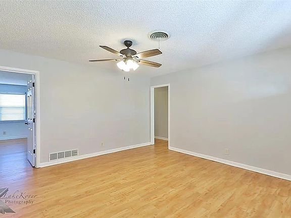 Spacious living room.
