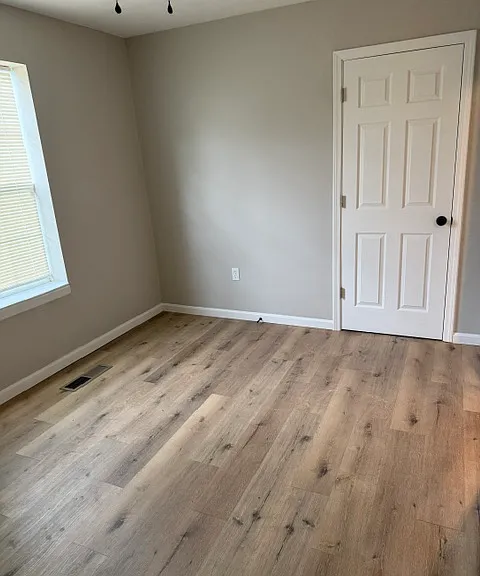 407 E Shelby St — Photo 2