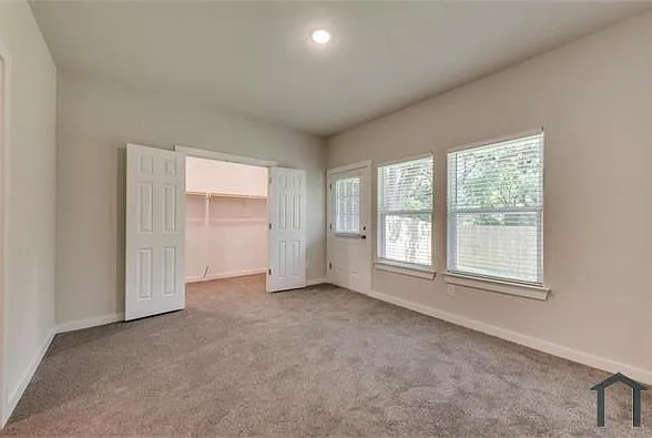 2424 S Fannin Ave #2424 — Photo 9