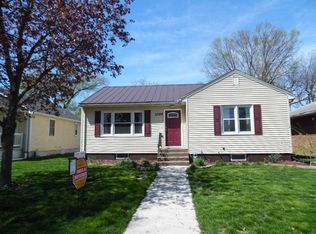 2388 Barker St, Clinton, IA 52732