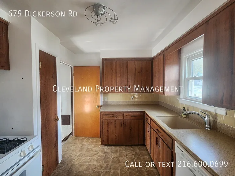 679 Dickerson Rd — Photo 11
