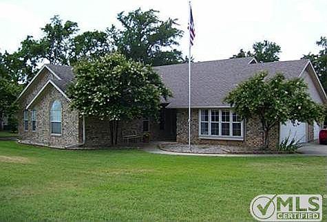 1st image of 118 San Chez Dr