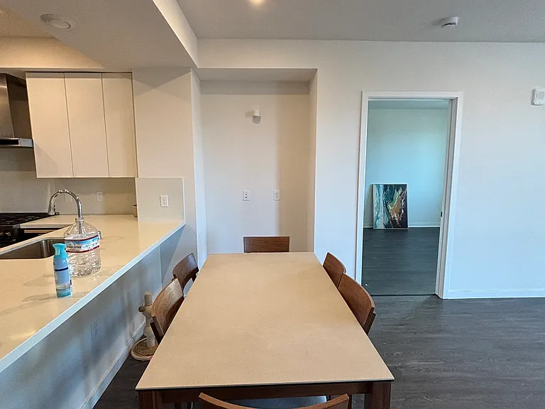 1850 El Camino Real #404 — Photo 13