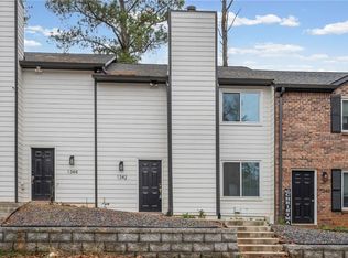 1342 N Hampton Rd, Alpharetta, GA 30009