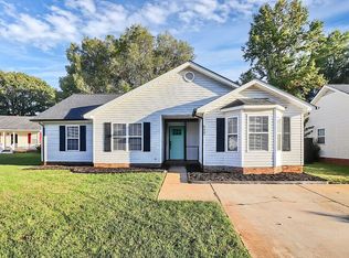 6222 Cottageville Ln, Charlotte, NC 28208