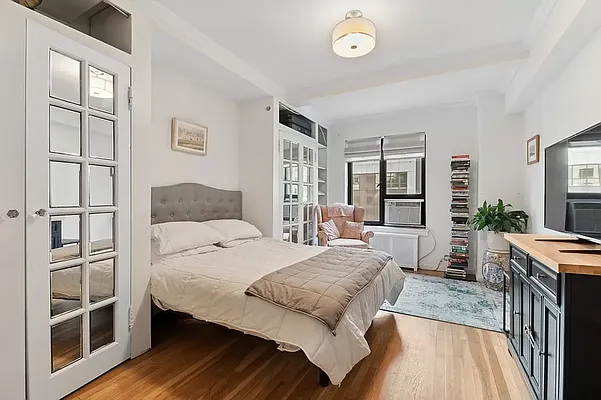 Rented by Berkshire Hathaway HomeServices New York Properties | media 4