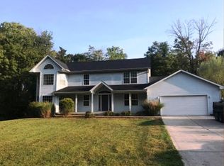 5966 E Kitchen Ln, Mooresville, IN 46158