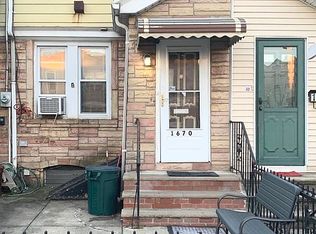 1670 73rd St, Brooklyn, NY 11204