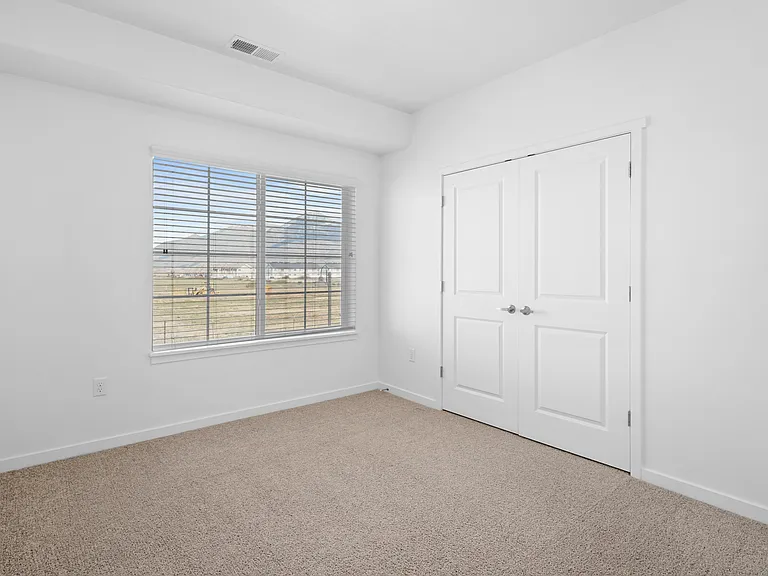 Outlook Apartments — Photo 2