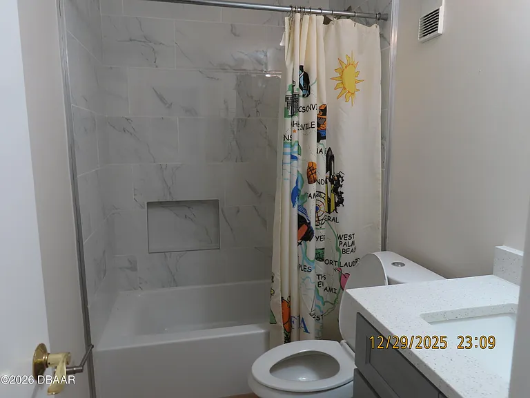 4211 New Haven Ct — Photo 18