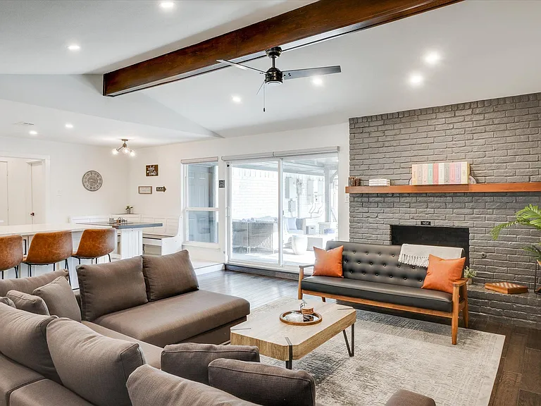 2605 Plateau Dr — Photo 7