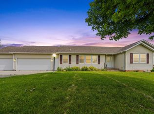 103 Ruth Rd, Waverly, IA 50677