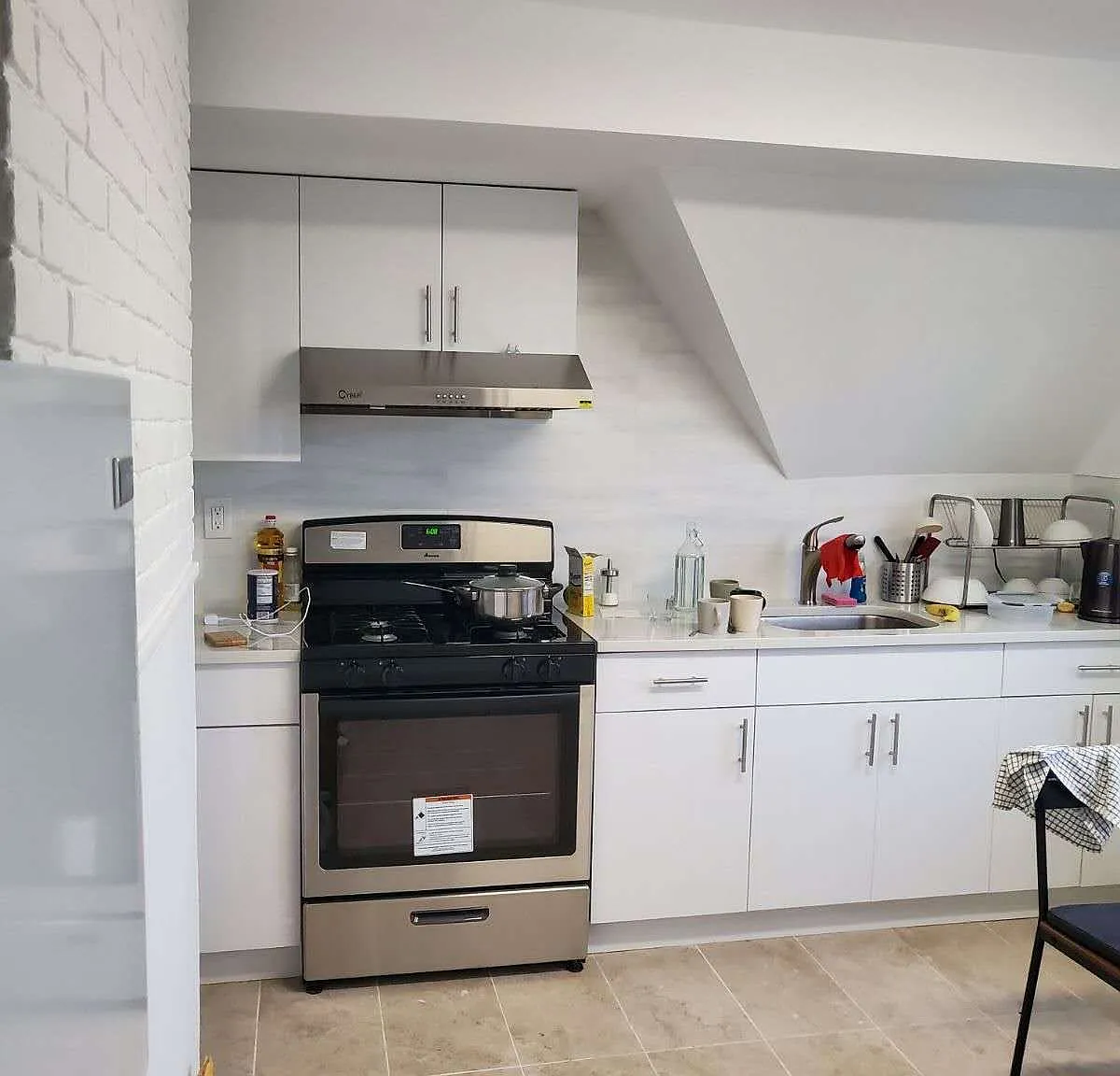 2 bed, $2,450 — Photo 3