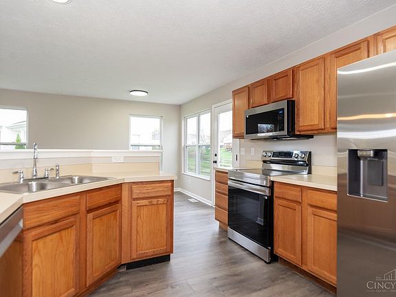 4th image of 2923 Jamil Ct